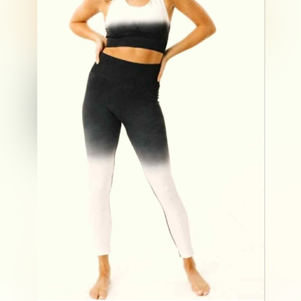 Zyia Active Ombre Black White Seamless Leggings Women Size M Thick Waist Hi Rise
